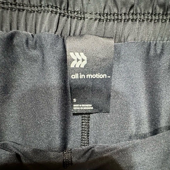 Skort Size Small. Excellent Condition - Picture 6 of 6